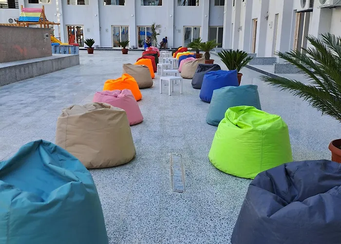 Tiba Golden Resort, Down Town 4*